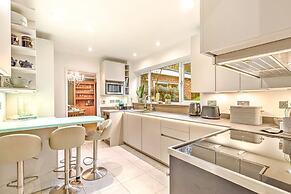 Hillside House in Oxfordshire