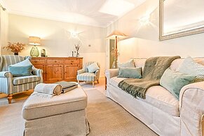 Hillside House in Oxfordshire