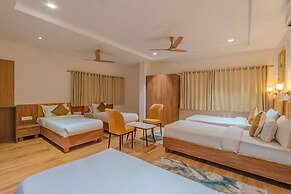 Hotel TGR