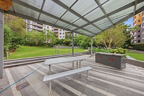 Metawise BnB Bright Open 2BR Arncliffe Sleeps 6