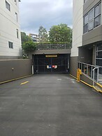 Metawise BnB Bright Open 2BR Arncliffe Sleeps 6