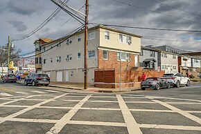 6 Mi to Lower Manhattan: Apt w/ Shared Patio!
