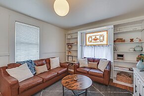 Walk to Everything! Historic Billings Home w/ Deck
