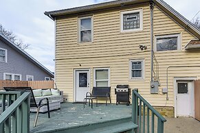 Walk to Everything! Historic Billings Home w/ Deck