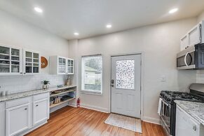 Walk to Everything! Historic Billings Home w/ Deck