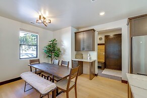 Mountain Modern and Spacious, Close to Everything!