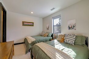 Mountain Modern and Spacious, Close to Everything!