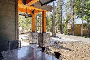 Mountain Modern and Spacious, Close to Everything!