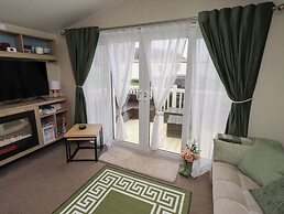 Homeslea 33 Millennium Gardens