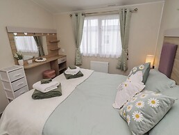 Homeslea 33 Millennium Gardens
