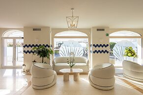 A'mare Luxury Apartments
