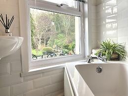 Waterfall Cottage