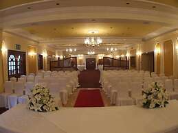 Ty Newydd Country Hotel
