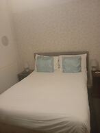 Ty Newydd Country Hotel