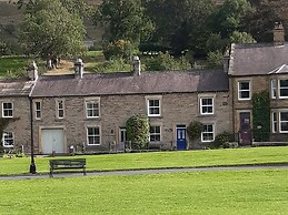 Ivy Cottage