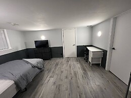 Prime Location Studio With Separate Amenities