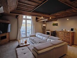 Hôtel La Maison Bleue