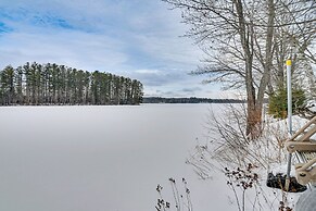 Dock & Views! Lakeside Family Escape in Wilton