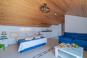 Azure Palm Resort