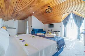 Azure Palm Resort