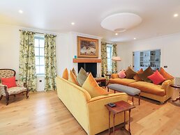 Schiehallion House