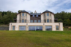 Schiehallion House
