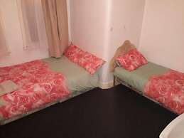 MIdway Hotel