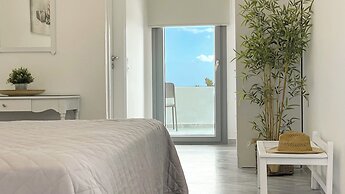 DL Santorini