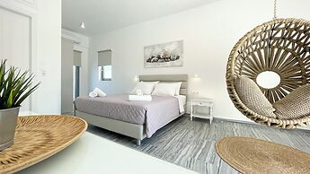 DL Santorini