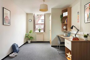 Student Only Transom House