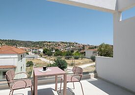 FOS Luxury Suites