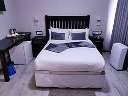 Hotel Redcliff
