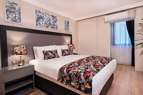 Bond Hotel İstanbul