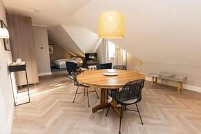 Hampton Home B&B Suites