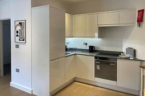 1 Bed - Sleeps 2 - City Centre - Free Parking