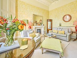 Muntham Deluxe Apartment 2