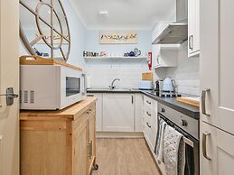 Muntham Deluxe Apartment 2
