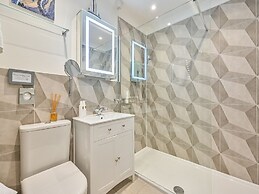 Muntham Deluxe Apartment 3