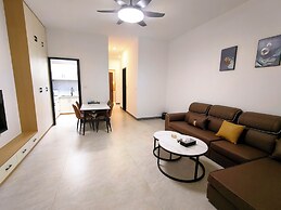 Xiaos Henderson Hotel