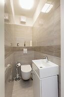 Budapest Downtown Residence LEO