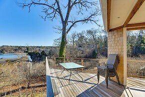 Steps to Private Beach: Martha's Vineyard Escape!