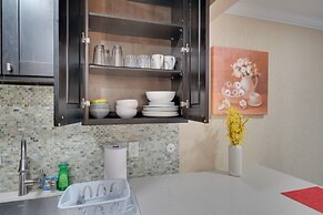 2 Mi to Dtwn Pleasanton Condo w/ Pool Access