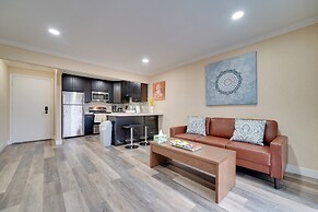2 Mi to Dtwn Pleasanton Condo w/ Pool Access