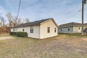 Visit Route 66! Pet-friendly Joplin Gem w/ Yard
