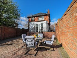 Middleton Park House