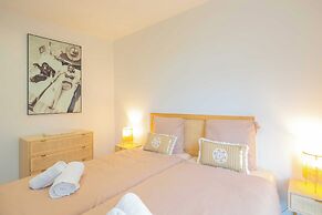Spacious Villa With Pool & A/C for 8 - Sea View