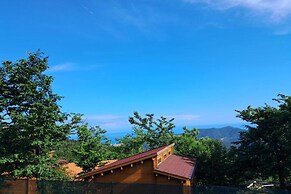 Village Holiday House With a Pool