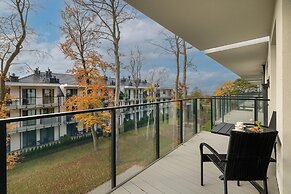 Comfortable Apartment, Right on the Beach
