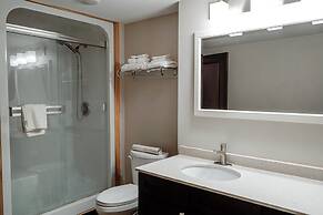 Homestead Inn and Suites