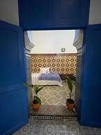 Riad borj blue
